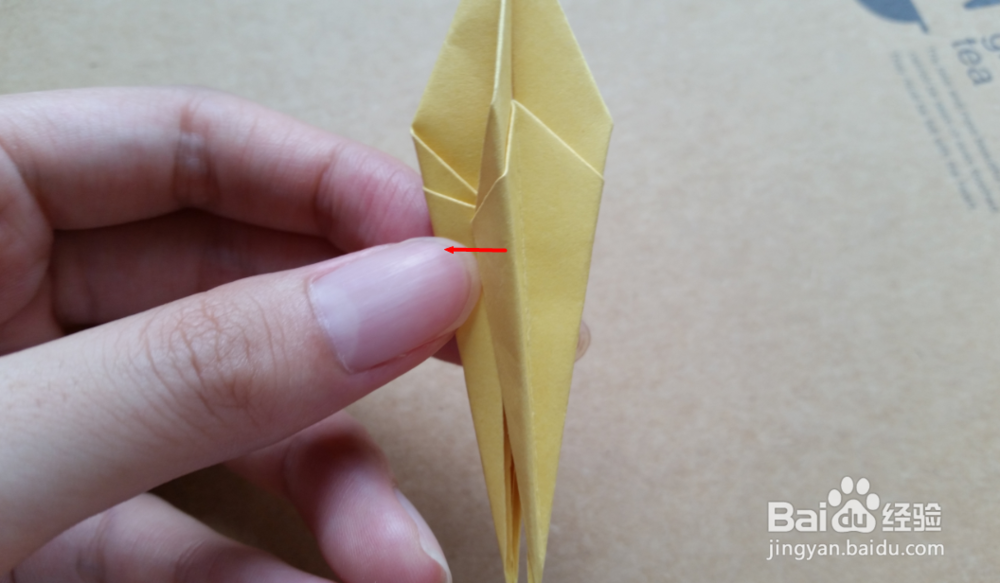手工折纸之如何折千纸鹤