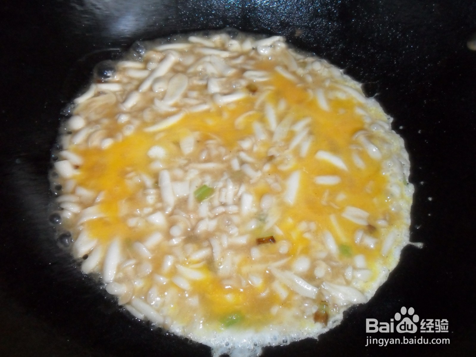 金福菇炒鸡蛋怎么做