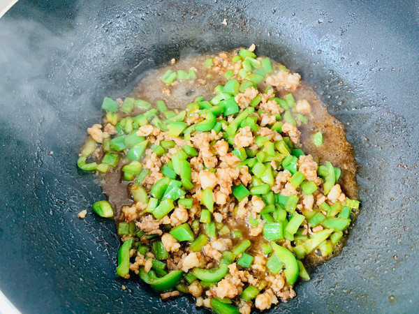 青椒虾仁土豆泥