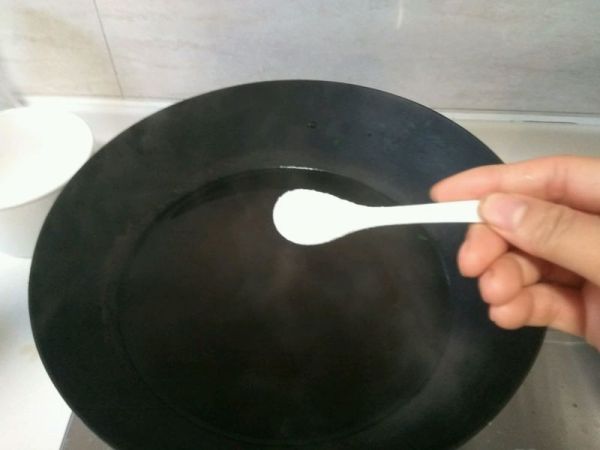 麻酱拌坚果菠菜