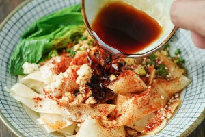 饺子皮油泼面