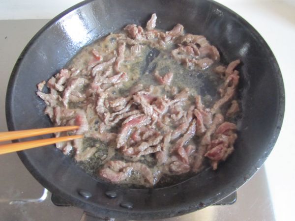 牛肉青椒萝卜丝