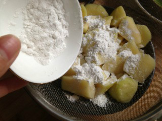 美味拔丝土豆,制作简单又不费食材