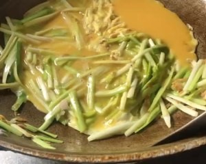 韭黄虾皮炒蛋的美味做法