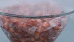 草莓果酱和草莓牛奶的做法