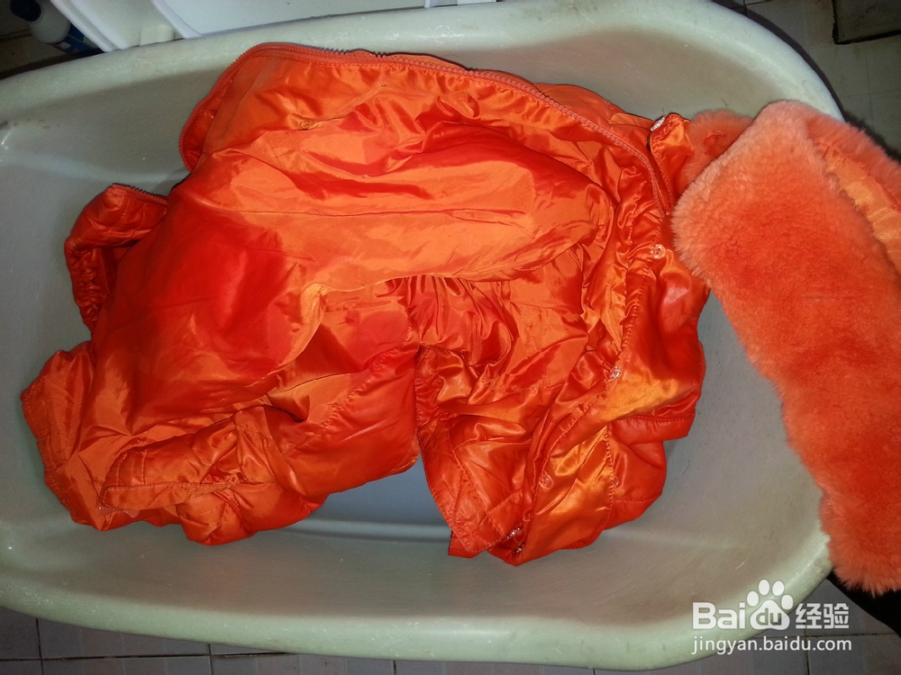羽绒服清洗窍门