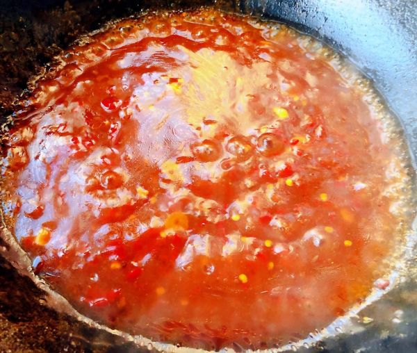 蒜蓉辣椒酱炒花甲