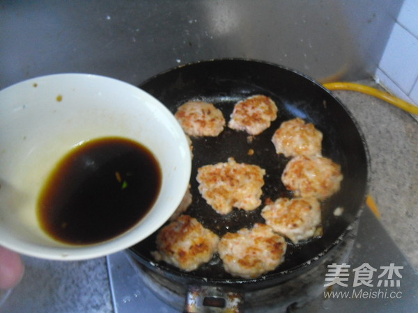 蚝汁虾饼的做法