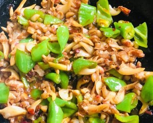 食补养生川香青椒蛤蜊肉的做法