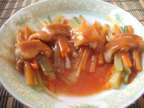 鲜蔬脱骨鸡中翅的做法