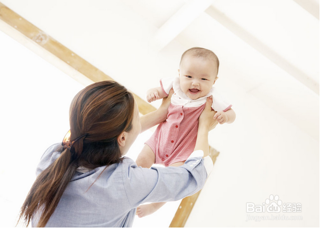 宝宝爱摸生殖器怎么办