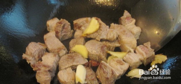 土豆炖牛肉怎么做