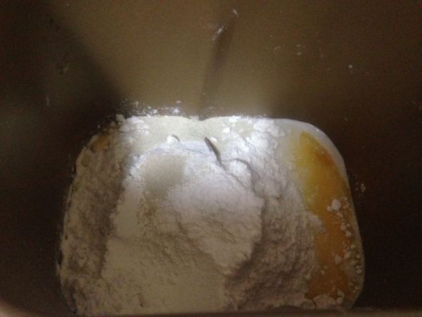 芝士肉馅花环包