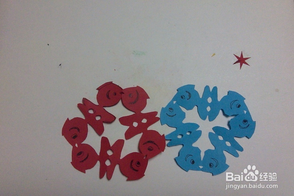 怎样剪金鱼团花？入门学剪纸窗花