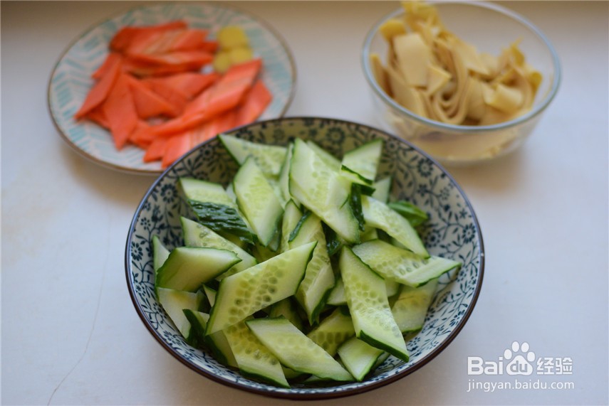 带你做黄瓜炒豆皮