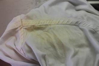 白色衣服变黄的拯救步骤