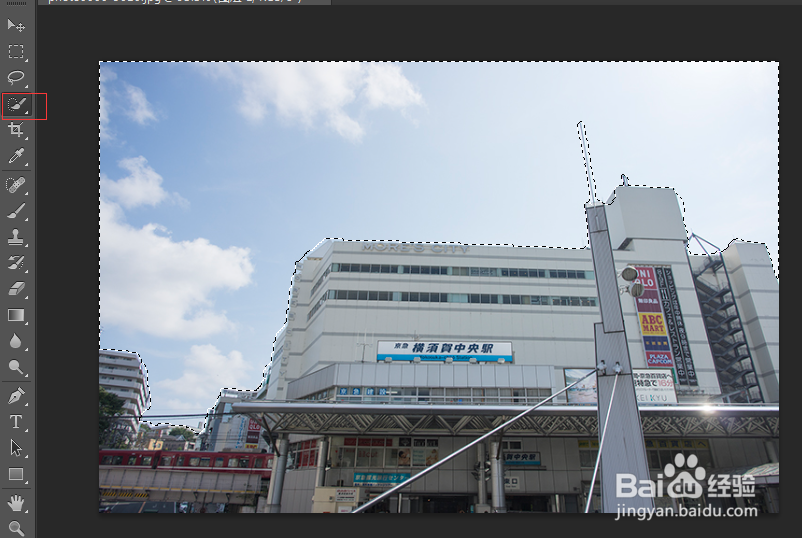 PS如何做替换背景天空