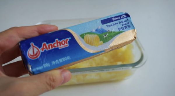 浓厚拉丝太阳海鲜披萨