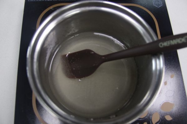 巧克力淋面蛋糕