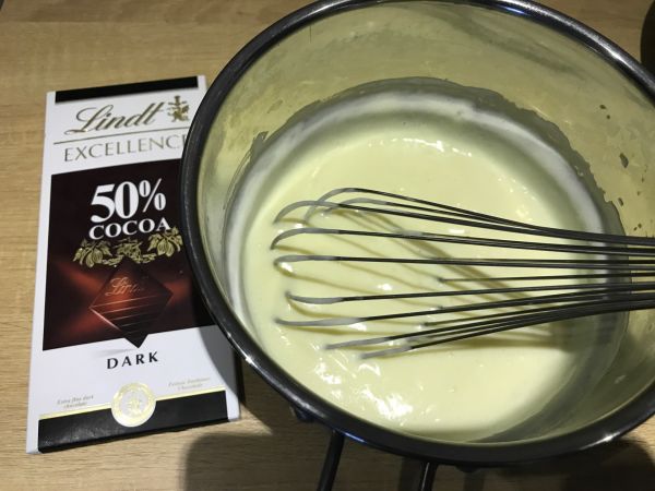 巧克力卡士达面包