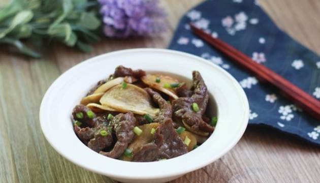 如何炒牛肉嫩点