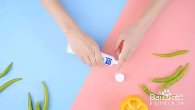 如何防止切辣椒辣手