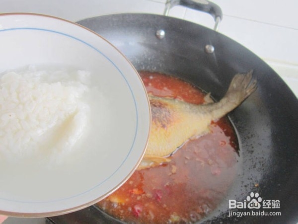 如何做出鲜美无比的醪糟烧黄花鱼