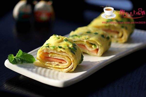 鸡蛋午餐肉卷饼