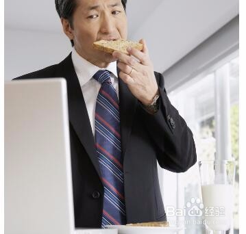 使用笔记本电脑时需要注意哪些事项