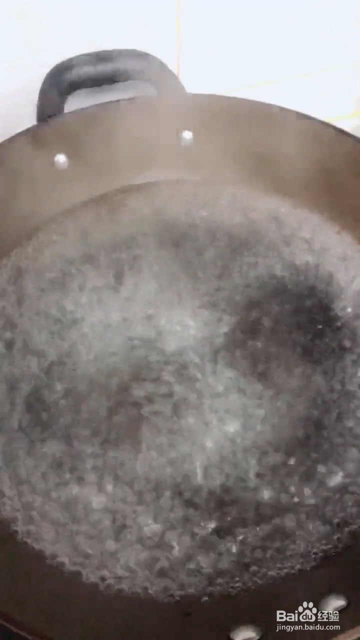 如何自制简单好吃的家常版炸酱面