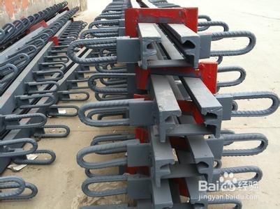 模数式桥梁伸缩缝