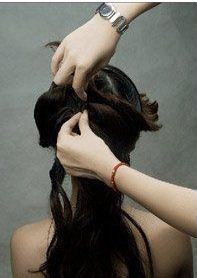 缔造纯美新娘的简单盘发教程