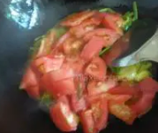 西红柿炒西兰花的做法