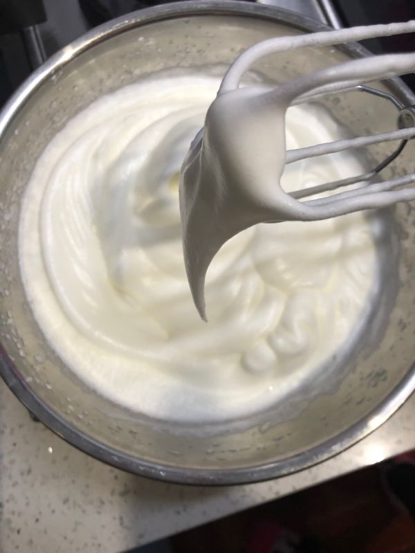 #令人羡慕的圣诞大餐#蓝莓酱圣诞树蛋糕卷