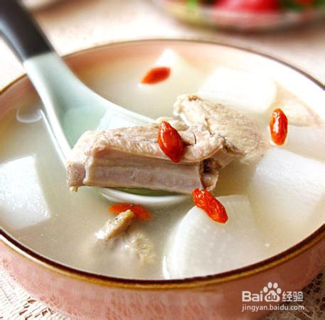 夏季养出好肤色 女人补血养颜食谱