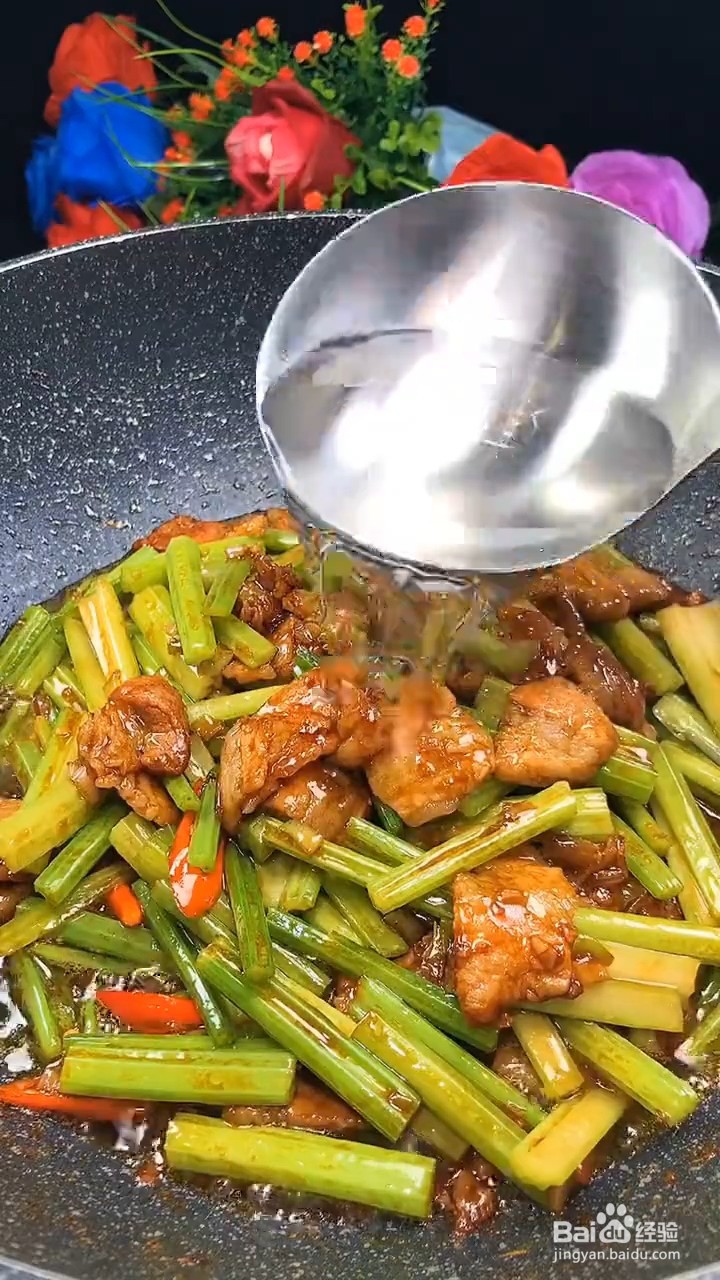 特别下饭好吃的肉炒芹菜要怎样做