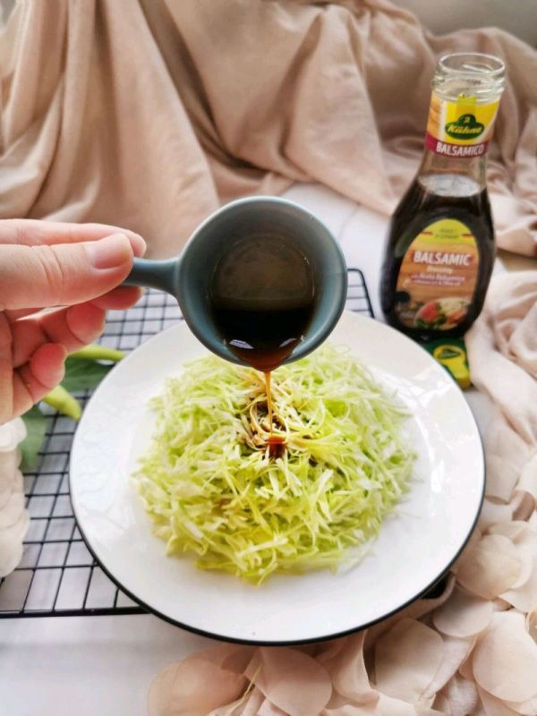 香醋沙拉拌甘蓝