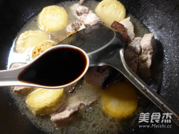 圆素鸡烧龙骨