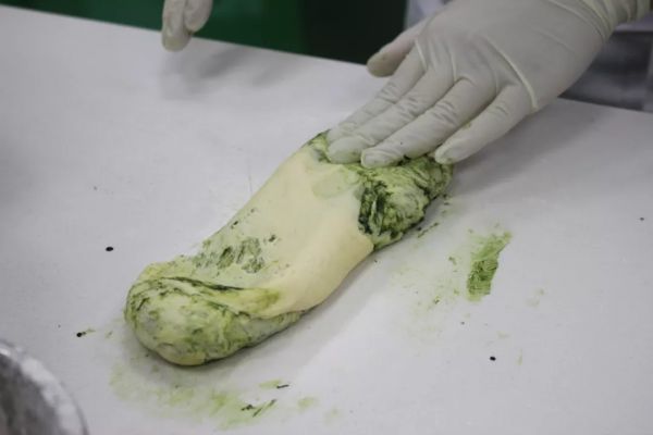 国民级彩色菠萝包配方收藏来学