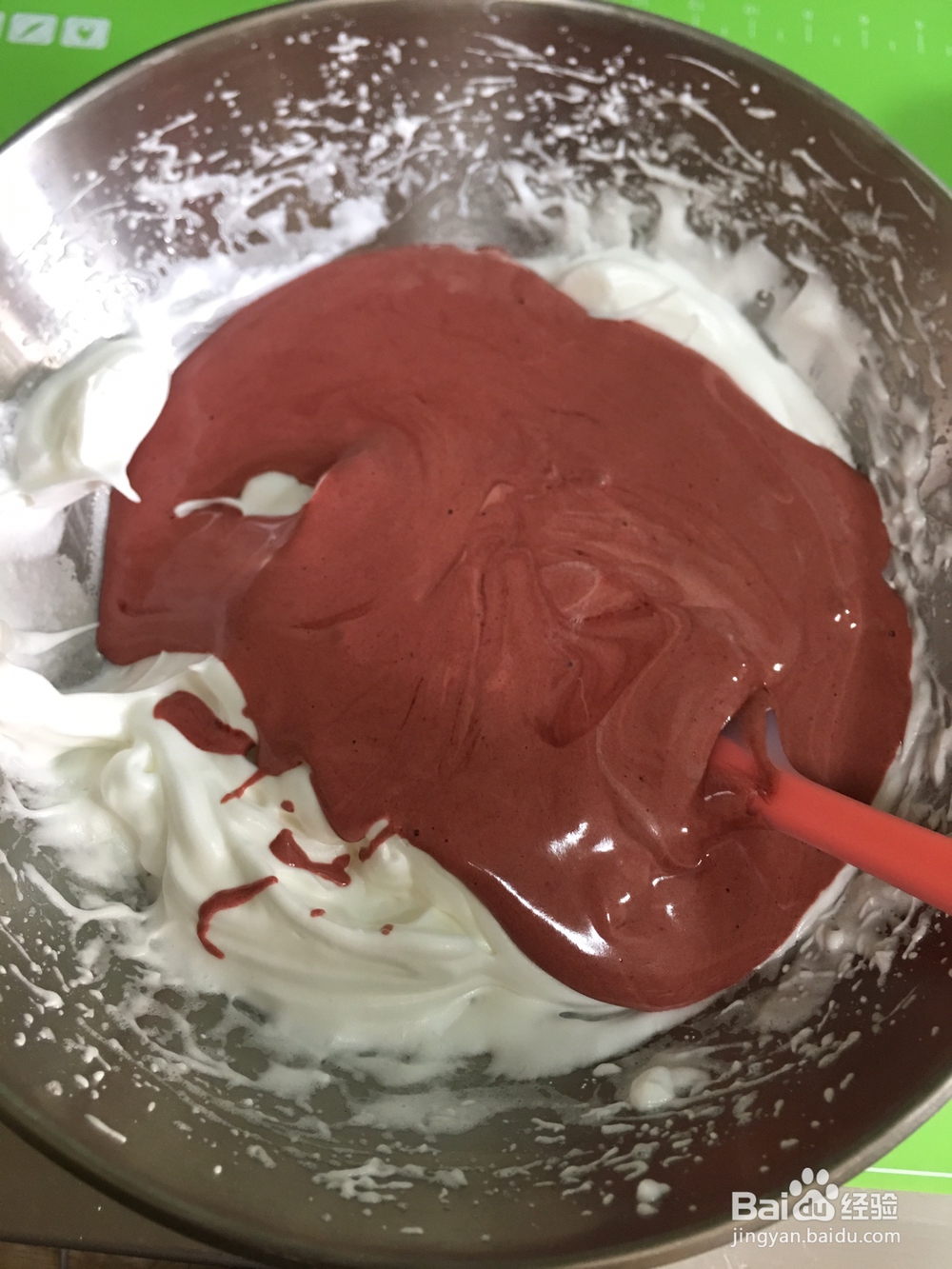 做红丝绒蛋糕卷超详细的方法