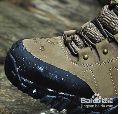 怎样选择户外徒步鞋？徒步鞋的选购要点