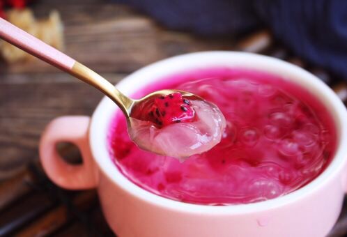 火龙果莲子百合银耳粥