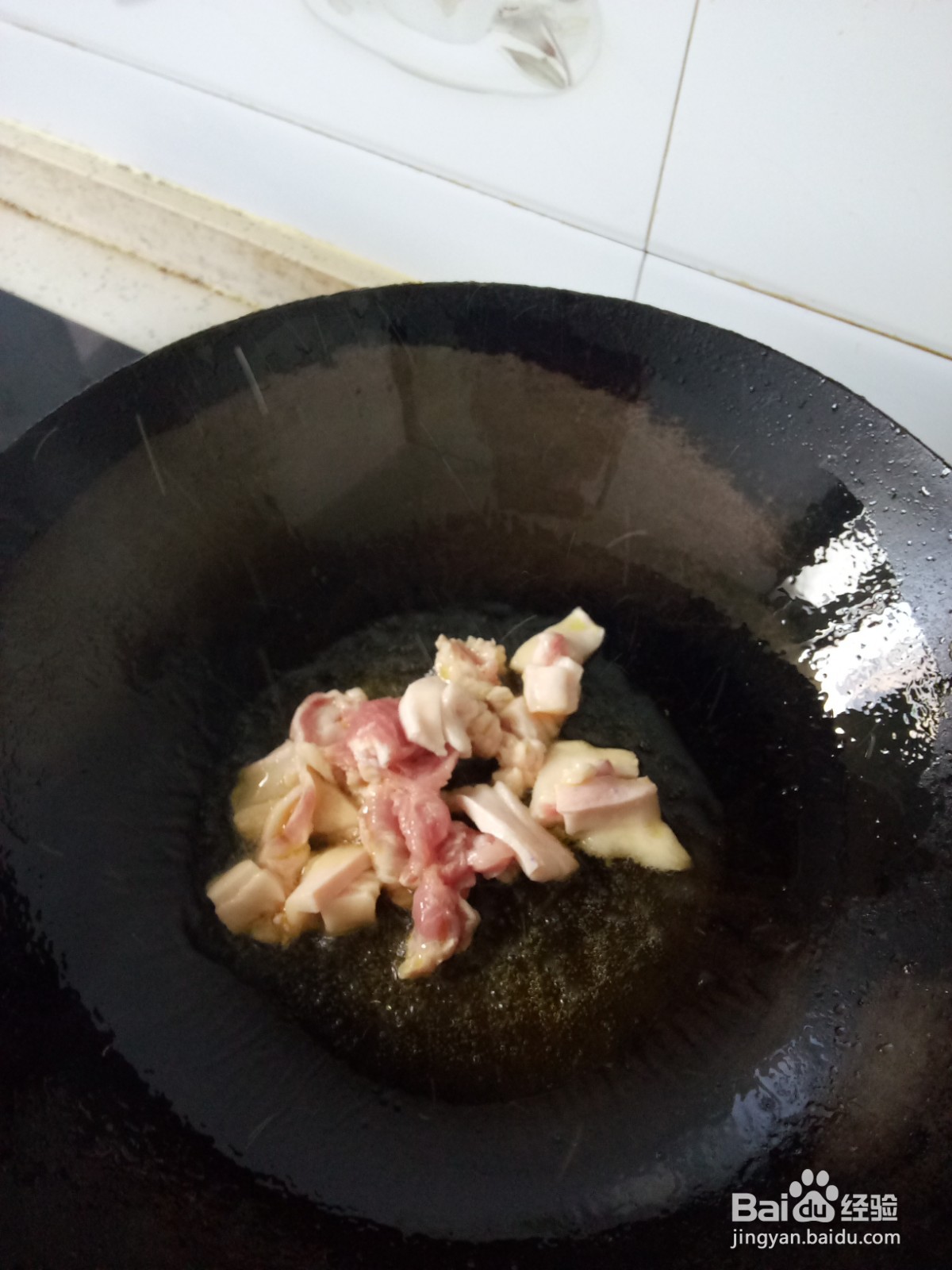 五花肉炒杏鲍菇豆干