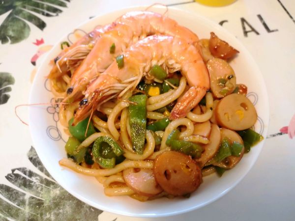 大杂烩炒乌冬面