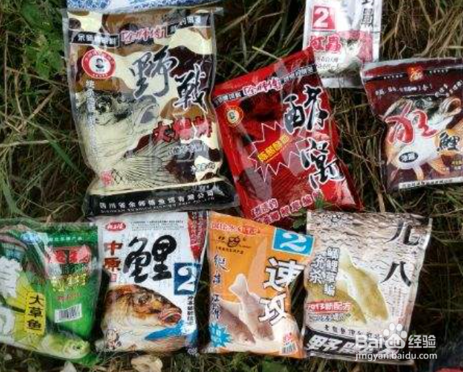 钓鱼饵料商品饵如何搭配鲫鱼鲤鱼饵料配比