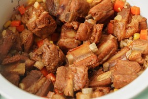 排骨焖饭的做法