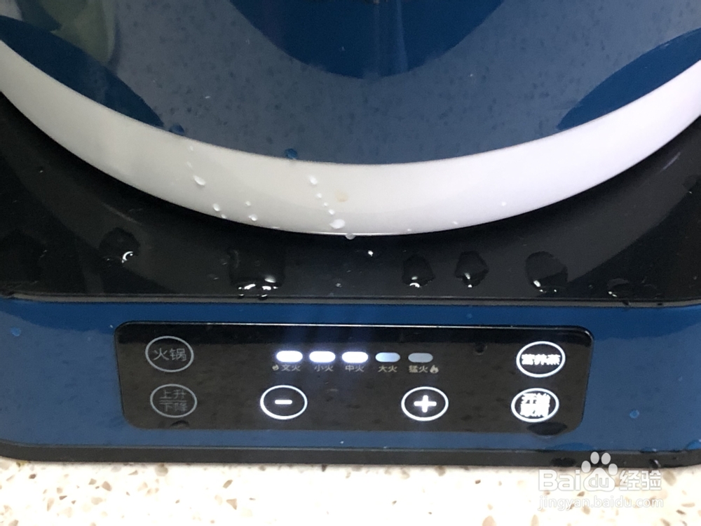 细腻美味的银耳梨子汤