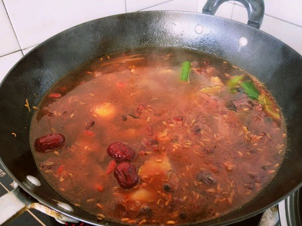 牛肉管够红烧牛肉面