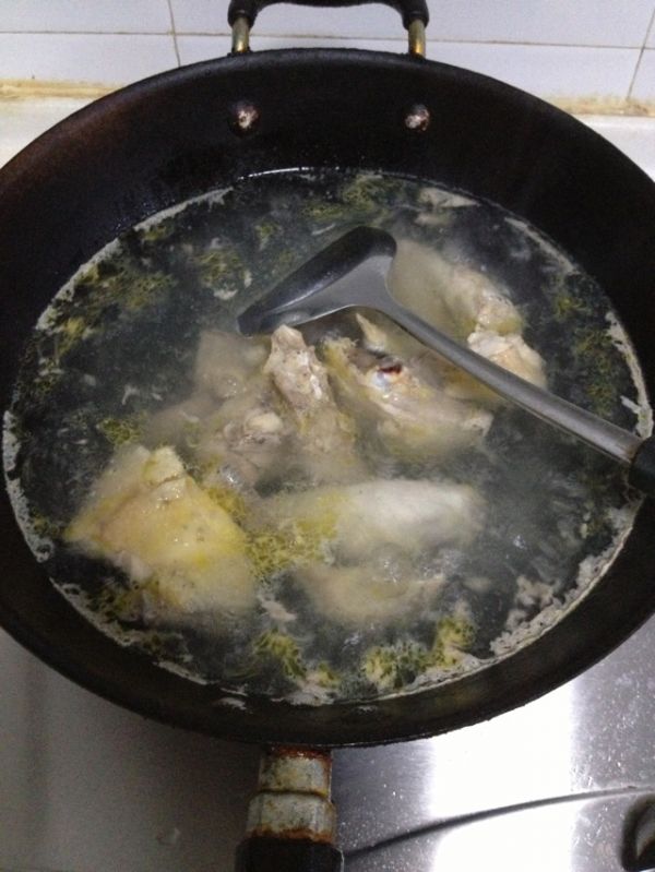 鹿茸元贝土鸡汤