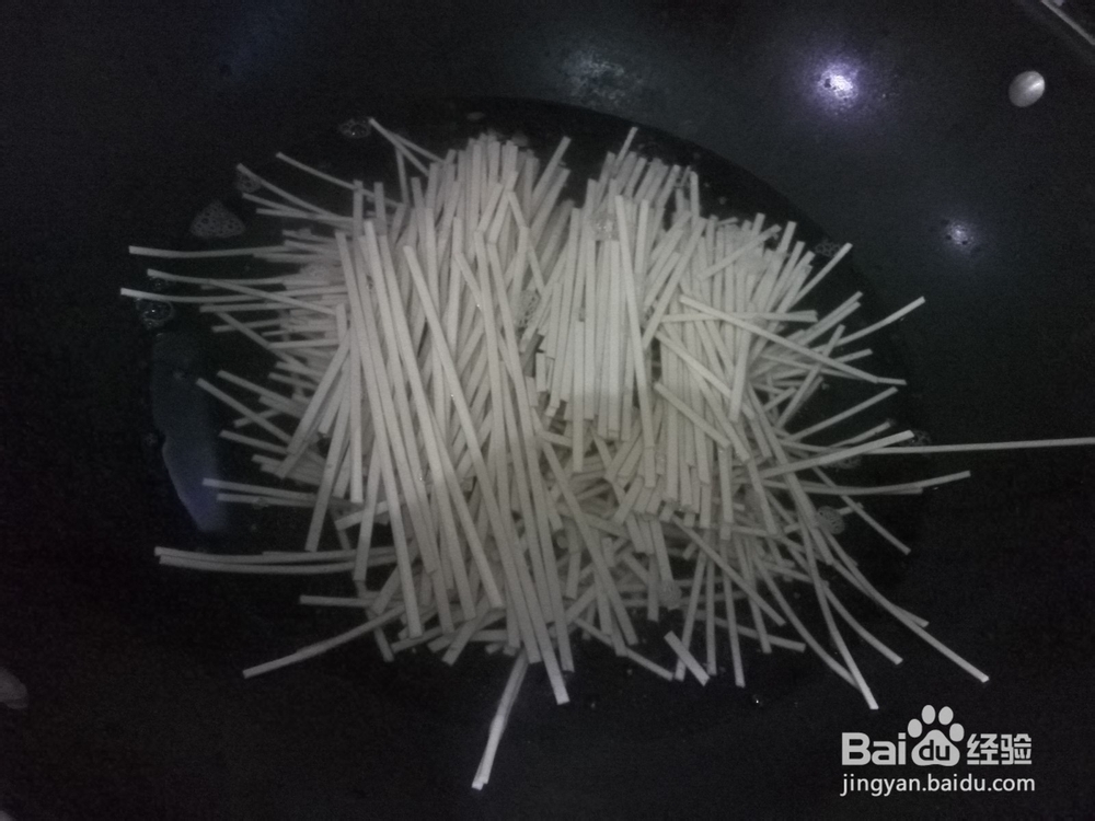 如何做鸡蛋香菜面(面条怎样烧好吃)
